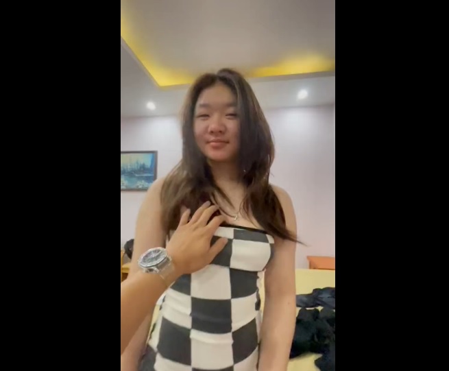 Clip: Địt em rau Tinder Bắc Ninh.