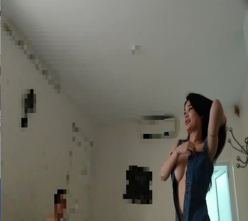 Pic + Clip: Em chủ SPA vú to dâm đãng.
