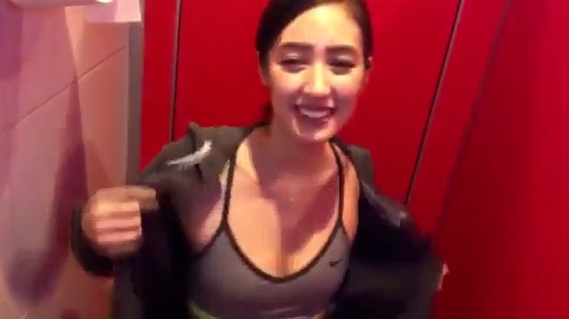 Clip: Gymer bú cu và chịch trong phòng tập Gym.